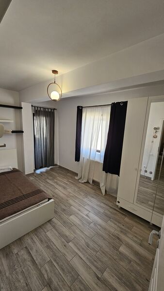 Titan- Aleea Ninsorii